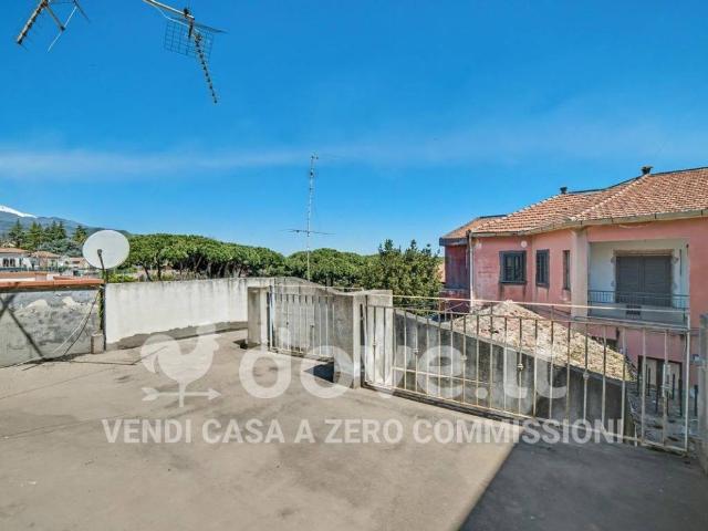 Villa Indipendente in vendita a Trecastagni, Sicilia