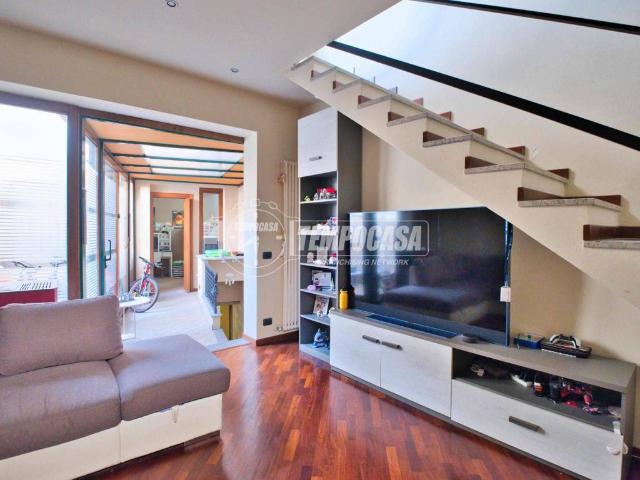 Villa Indipendente in vendita a Piemonte, Novara