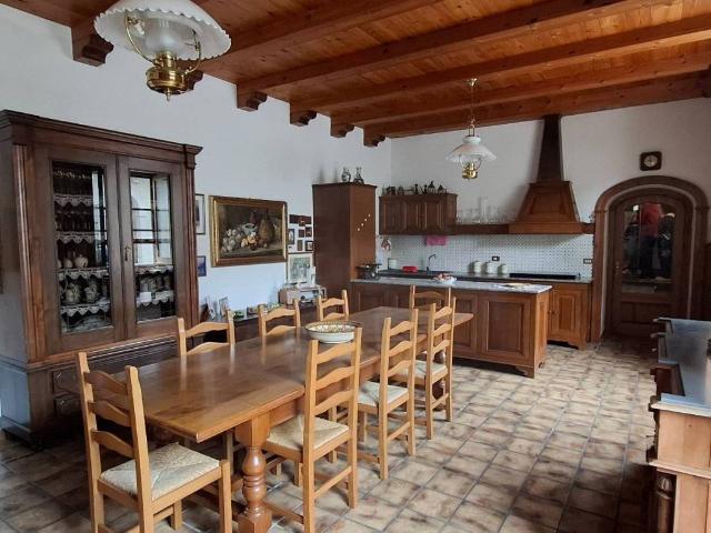 Villa Indipendente in vendita a Trecchina, Basilicata