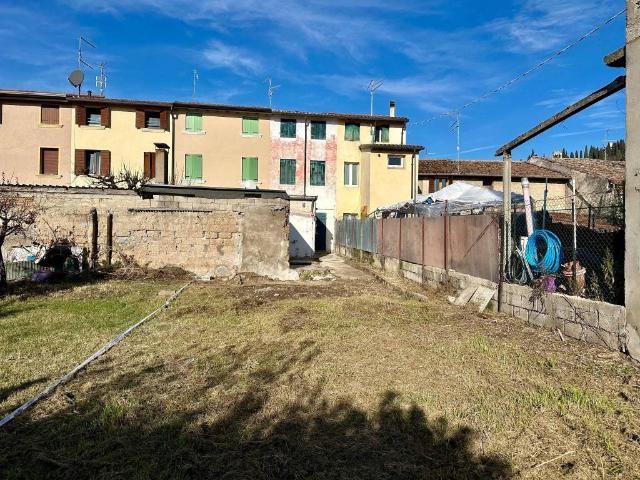 Villa Indipendente in vendita a Tregnago, Verona
