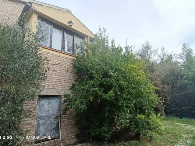 Villa Indipendente in vendita a Contrada Camporota, Treia
