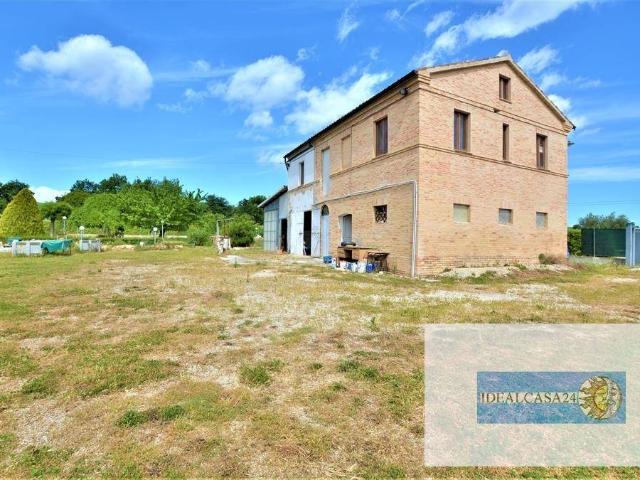 Villa Indipendente in vendita a Marche, Macerata