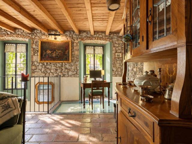 Villa Indipendente in vendita a Garzola, Tremezzina