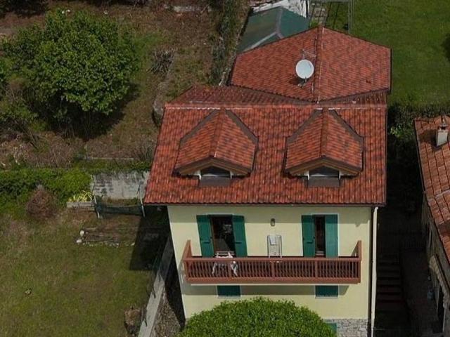 Villa Indipendente in vendita a Tremezzina, Lombardia