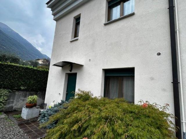 Villa Indipendente in vendita a Tremezzina, Lombardia