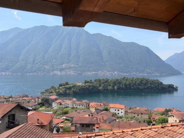 Villa Indipendente in vendita a Tremezzina, Lombardia