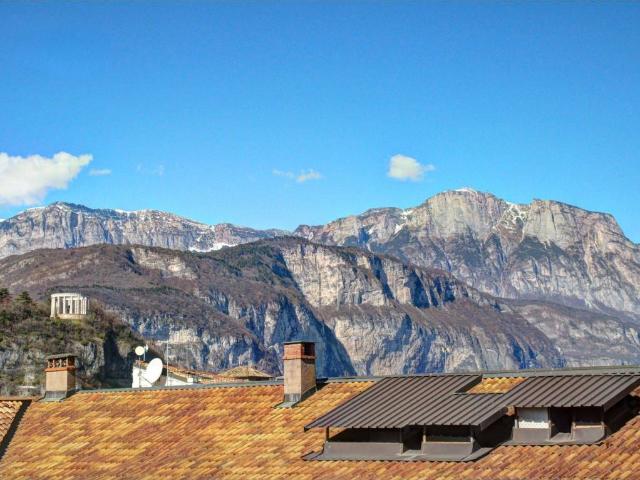 Villa Indipendente in vendita a Territorio Val d'Adige, Trento