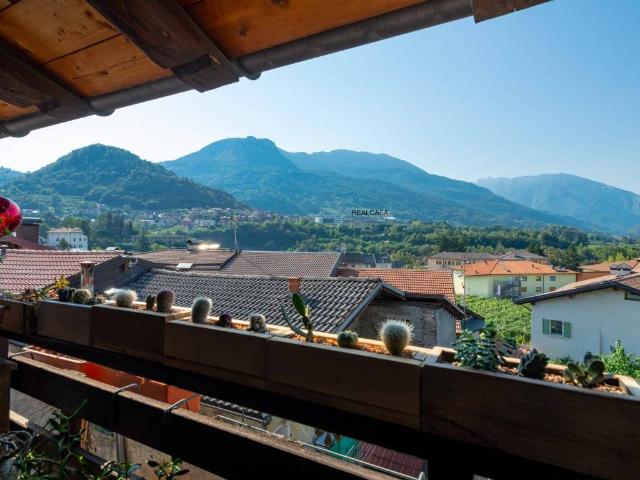 Villa Indipendente in vendita a Territorio Val d'Adige, Trento