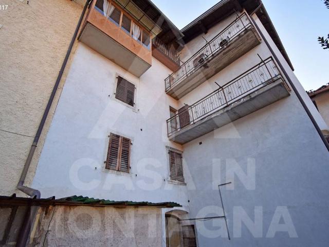 Villa Indipendente in vendita a Territorio Val d'Adige, Trento