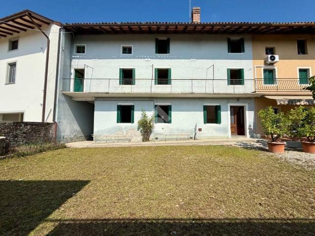 Villa Indipendente in vendita a Treppo Grande, Friuli-Venezia Giulia