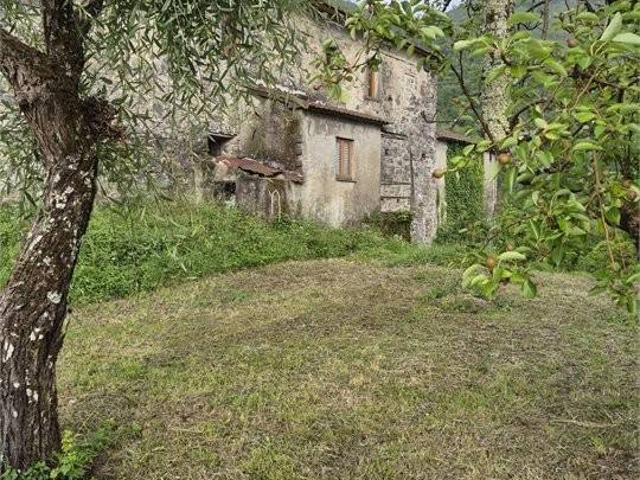 Villa Indipendente in vendita a Unione di comuni Montana Lunigiana, Tresana
