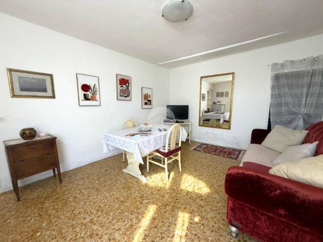 Villa Indipendente in vendita a Trescore Balneario, Bergamo