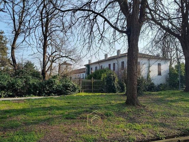 Villa Indipendente in vendita a Unione Terre e Fiumi, Rero