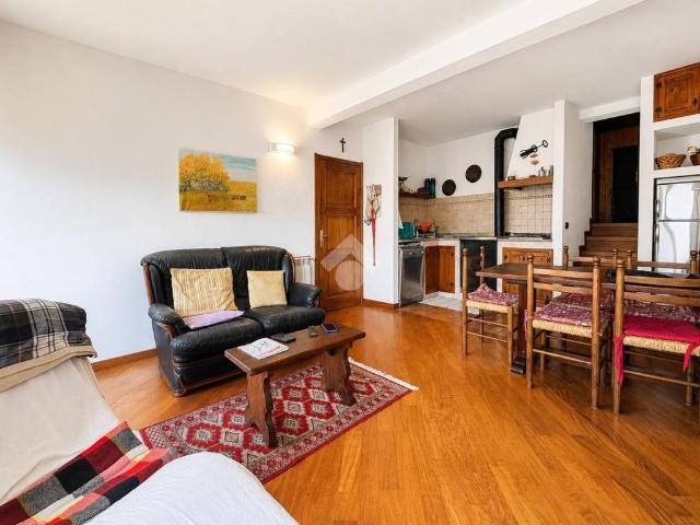 Villa Indipendente in vendita a Tresivio, Lombardia