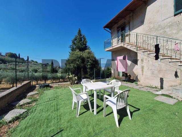 Villa Indipendente in vendita a Trevi, Umbria