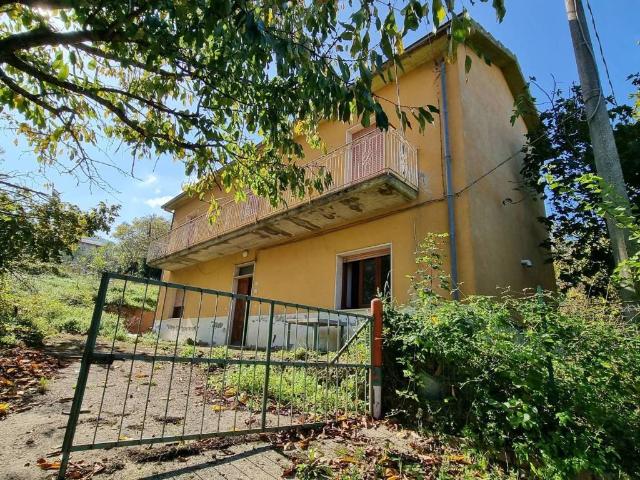 Villa Indipendente in vendita a Trevico, Campania