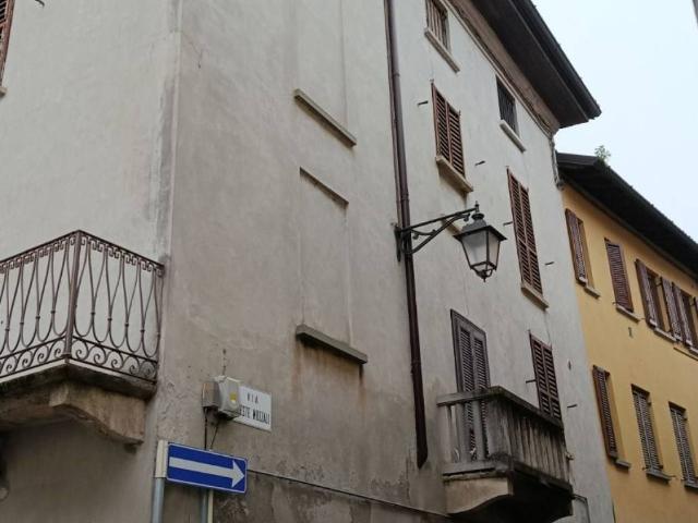 Villa Indipendente in vendita a Treviglio, Lombardia