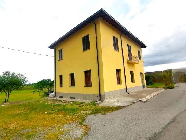 Villa Indipendente in vendita a Pezzoli, Treviglio