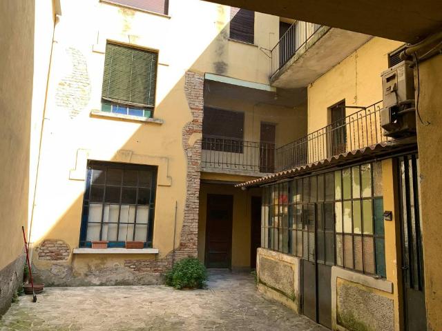 Villa Indipendente in vendita a Treviglio, Lombardia