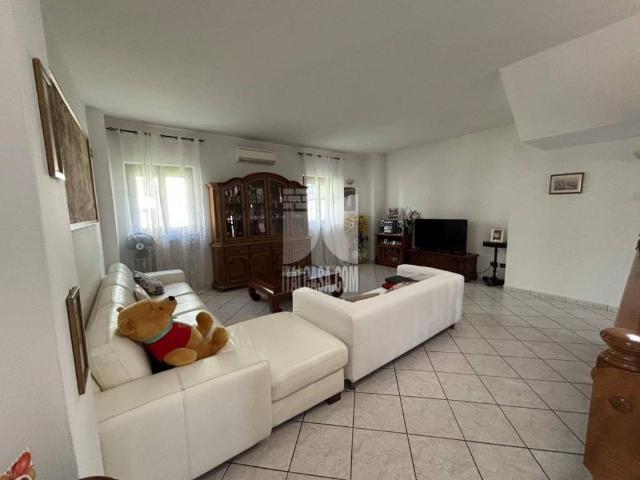 Villa Indipendente in vendita a Treviglio, Lombardia