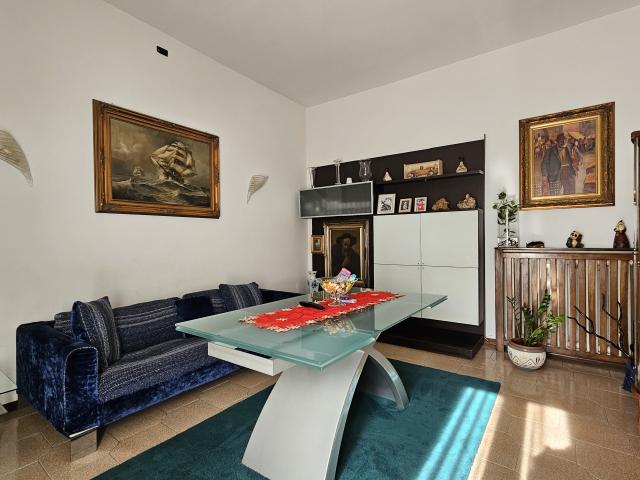 Villa Indipendente in vendita a Treviglio, Lombardia