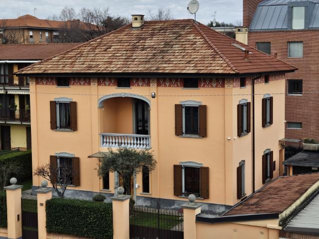 Villa Indipendente in vendita a Treviglio, Lombardia