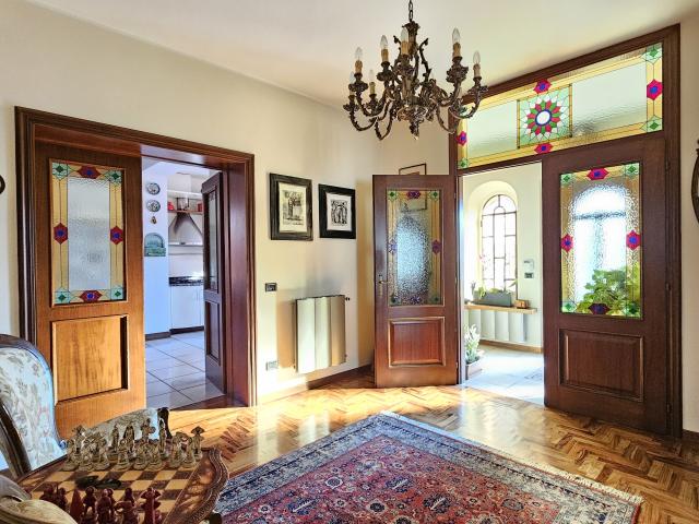 Villa Indipendente in vendita a Treviglio, Lombardia