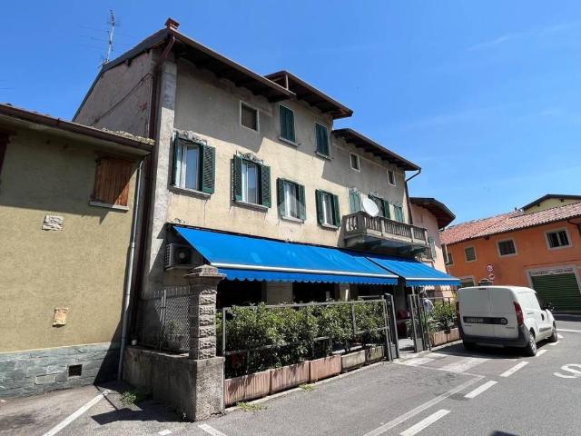 Villa Indipendente in vendita a Roncola, Treviolo