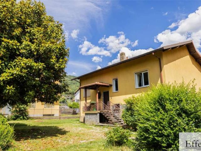 Villa Indipendente in vendita a Comunità Montana Valli del Verbano, Trevisago