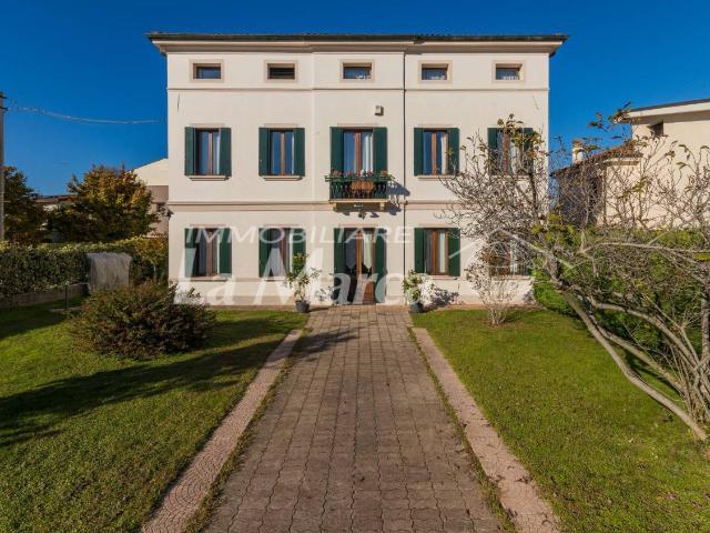 Villa Indipendente in vendita a San Lazzaro, Treviso