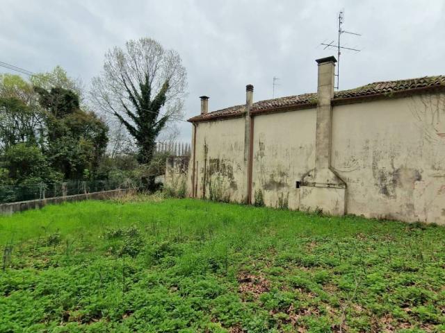 Villa Indipendente in vendita a Treviso