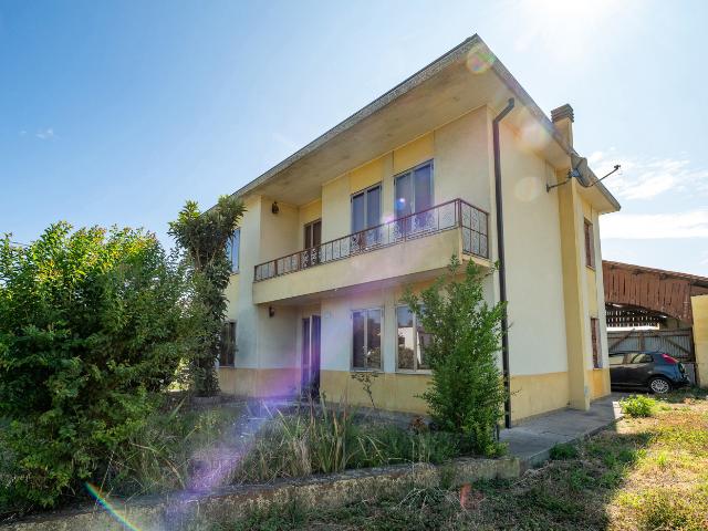 Villa Indipendente in vendita a Tribano, Veneto