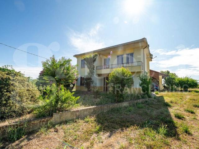 Villa Indipendente in vendita a Tribano, Veneto
