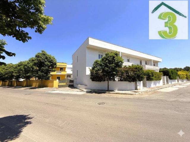 Villa Indipendente in vendita a Sant'Eufemia, Puglia