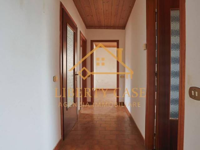 Villa Indipendente in vendita a Piemonte, Vercelli