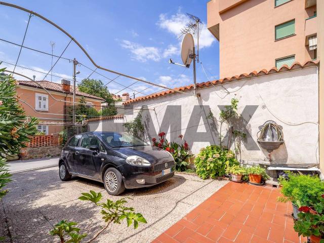 Villa Indipendente in vendita a San Giovanni-Chiadino-Rozzol, Villa Opicina