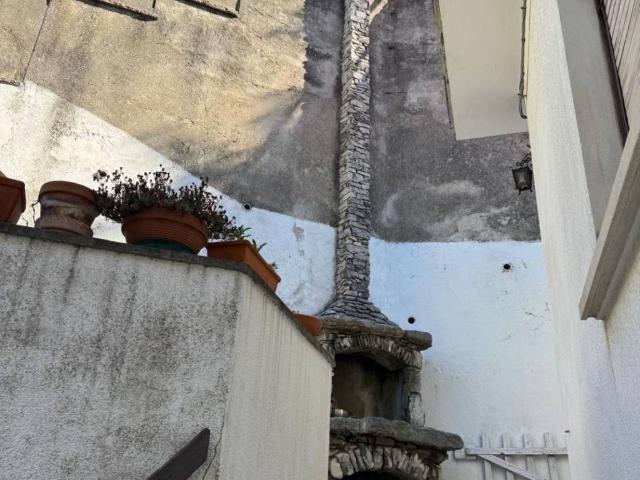 Villa Indipendente in vendita a San Giovanni-Chiadino-Rozzol, Villa Opicina