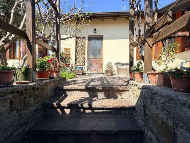 Villa Indipendente in vendita a San Giovanni-Chiadino-Rozzol, Villa Opicina