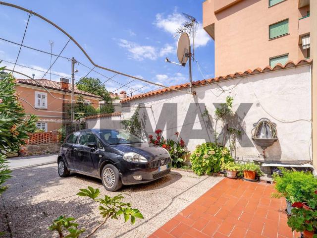 Villa Indipendente in vendita a San Giovanni-Chiadino-Rozzol, Villa Opicina