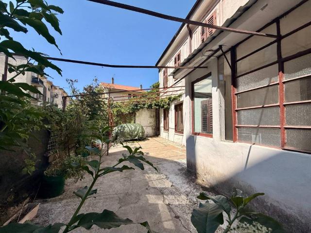 Villa Indipendente in vendita a Roiano-Gretta-Barcola-Cologna-Scorcola, Villa Opicina