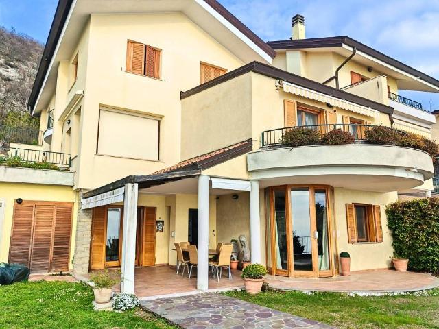 Villa Indipendente in vendita a Grignano / Grljan, Villa Opicina