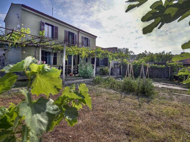 Villa Indipendente in vendita a Servola-Chiarbola-Valmaura-Borgo San Sergio, Villa Opicina