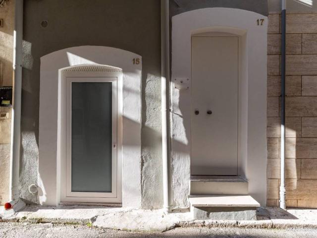 Villa Indipendente in vendita a Puglia, Bari