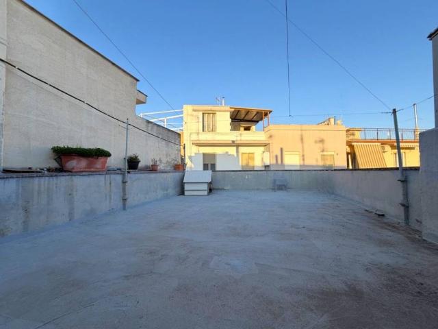 Villa Indipendente in vendita a Triggiano, Bari