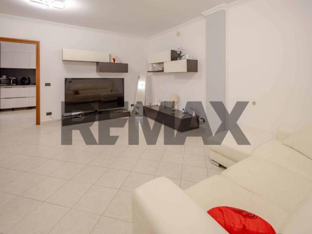 Villa Indipendente in vendita a Triggiano, Bari