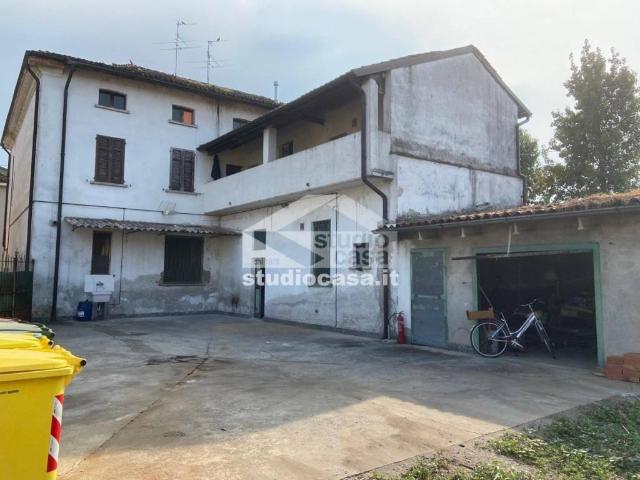 Villa Indipendente in vendita a Trigolo, Lombardia