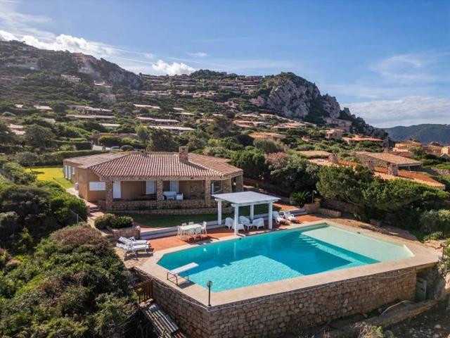 Villa Indipendente in vendita a Trinità d'Agultu e Vignola, Sardigna/Sardegna