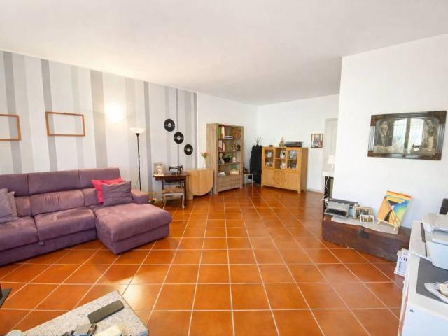 Villa Indipendente in vendita a Piemonte, Vercelli