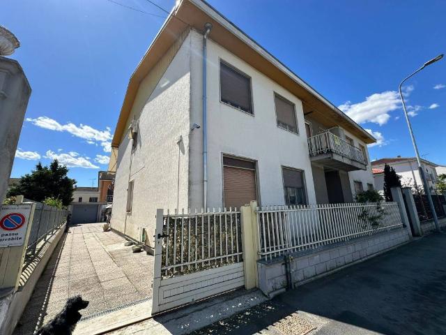 Villa Indipendente in vendita a Piemonte, Vercelli