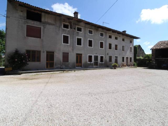 Villa Indipendente in vendita a Trissino, Veneto